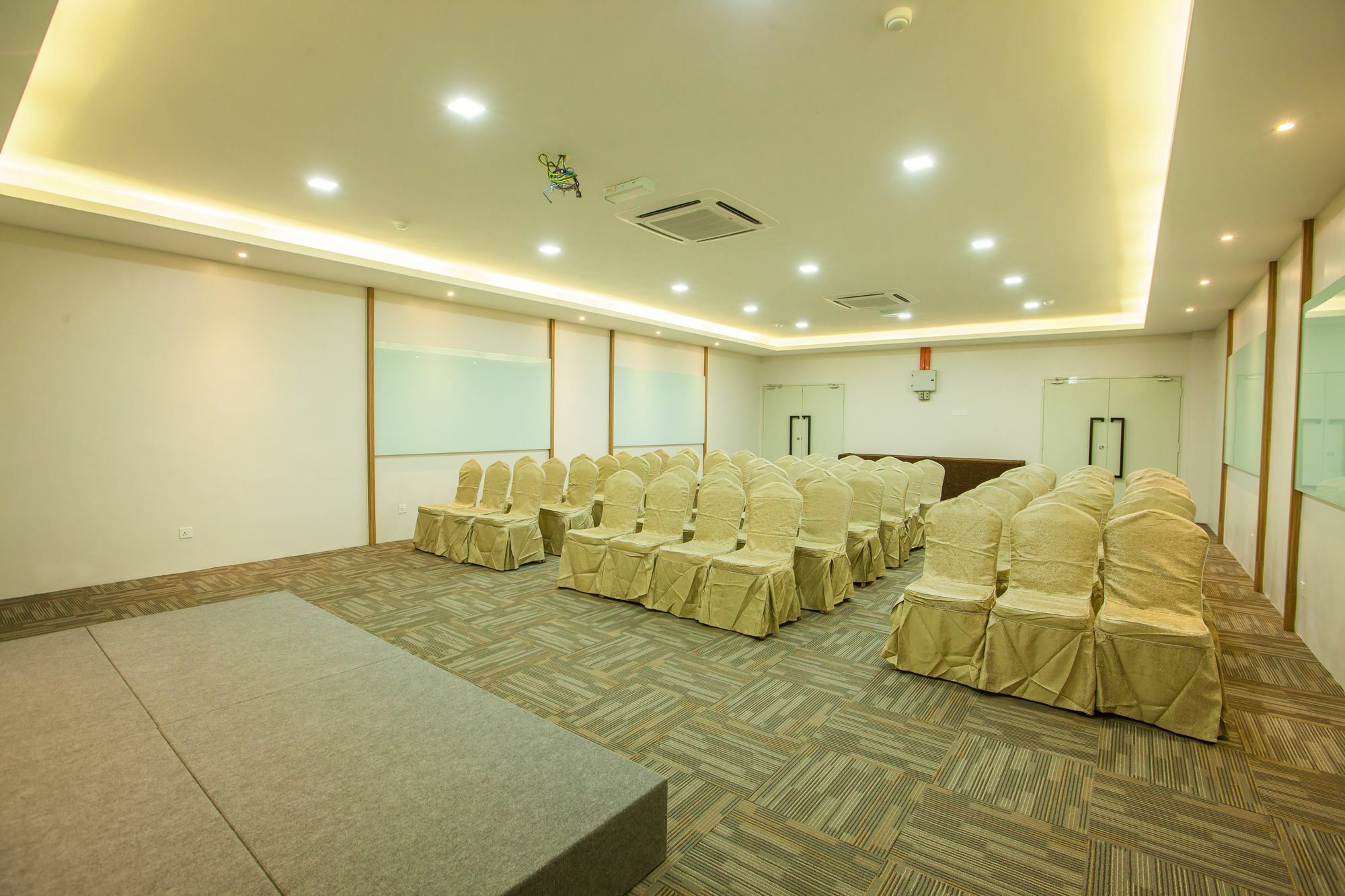 Bzz Hotel Skudai Exterior foto